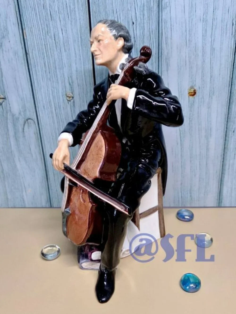 🎶Rare Royal Doulton Cellist Figurine In Excellent Condition🎶 Made In England
